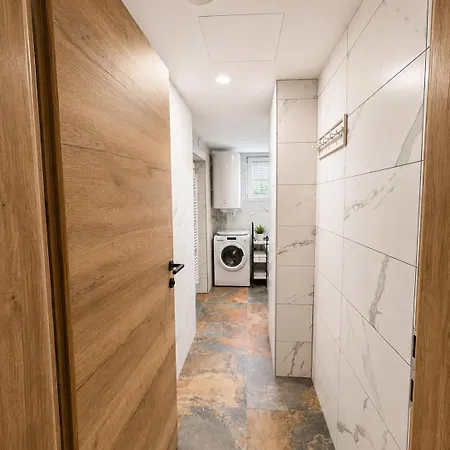 Apartment 902 *